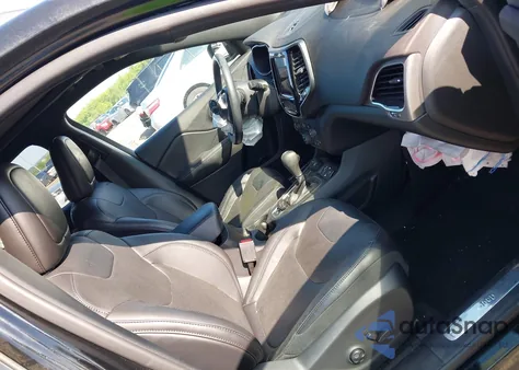 2021 Jeep Cherokee High Altitude 4X4 из США, поврежденный, VIN 1C4PJMDN8MD132074